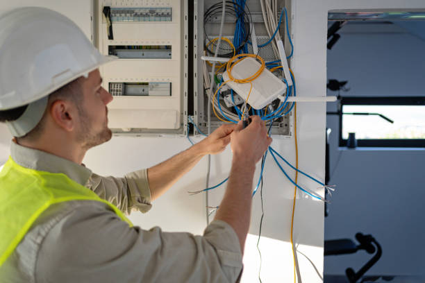 Best Affordable Emergency Electrician  in Macclenny, FL
